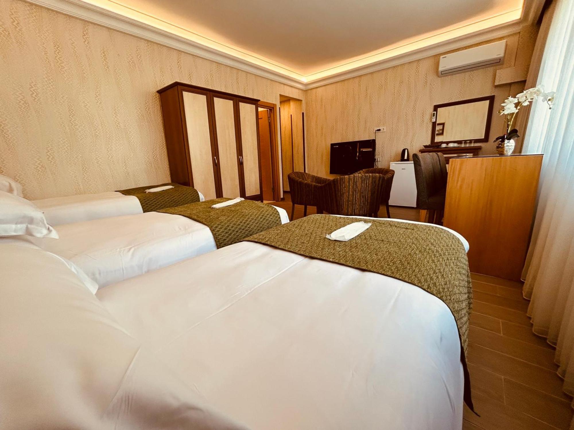 Lily Rooms Istanbul Exteriör bild
